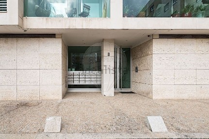 Apartamento T3 à venda em Custóias
