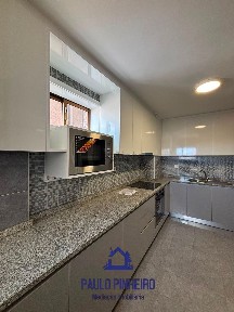 Apartamento T2 à venda na Rua Boavista