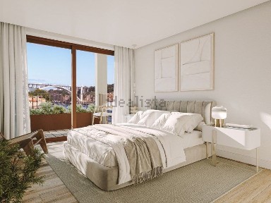 Apartamento T5 à venda em Cais do Cavaco, 10
