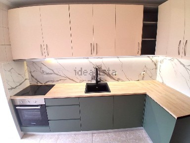 Apartamento T3 à venda na Rua Engenheiro Barbosa de Matos