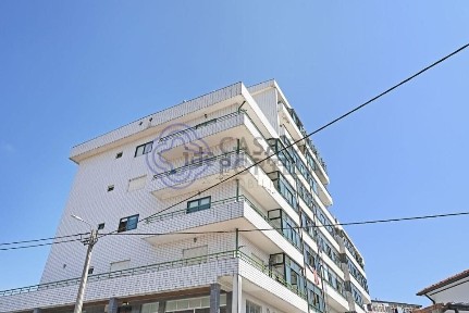 Apartamento T3 à venda na Rua Xistos s/n