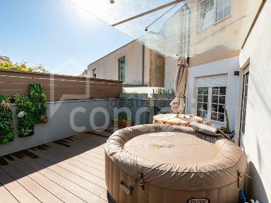 Apartamento T3 à venda na Rua do Alto de Vila, 303