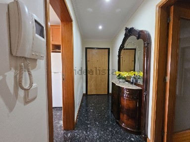 Apartamento T2 à venda na Rua Primavera