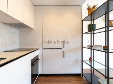 Apartamento T0 à venda na Rua do Amial