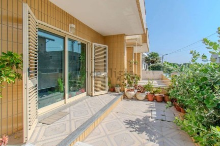 Apartamento T3 à venda na Rua Nova dos Chãos Vermelhos, 34