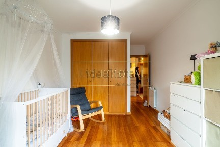 Apartamento T2 à venda na Travessa Brandinhães, 198