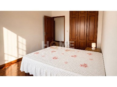 Apartamento T3 à venda na Rua Dom Afonso Henriques