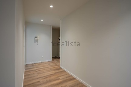 Apartamento T4 à venda na Rua de Alves Redol