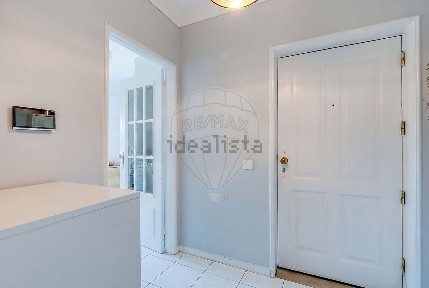 Apartamento T2 à venda em Carregais - São Miguel