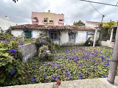 Moradia geminada à venda em Azinhaga da Rosa, 9