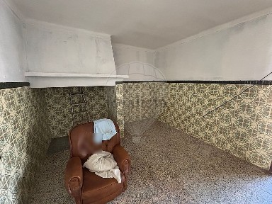 Moradia independente à venda em Torrão