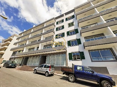 Espaço comercial à venda em Caniço