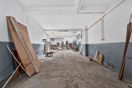 Espaço comercial à venda na Rua das Cruzes, 11 D