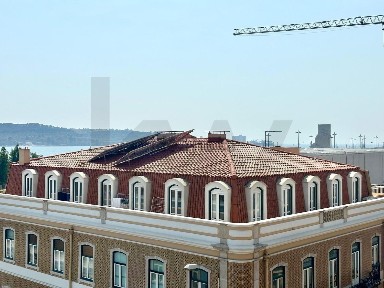 Arrendamento de moradia independente na Rua da Junqueira s/n