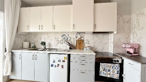 Arrendamento de apartamento T2 na Rua Dom Manuel I, 5