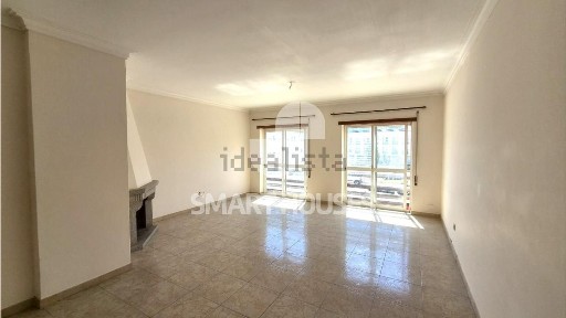 Arrendamento de apartamento T3 em Arganil