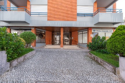 Arrendamento de apartamento T3 na Avenida Dom Afonso Henriques