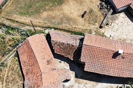 Viade de Baixo e Fervidelas, R. da Capela