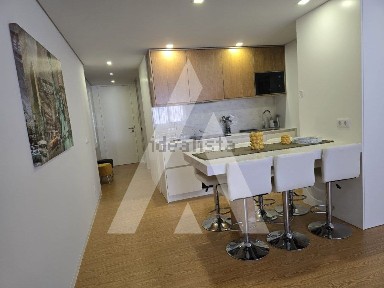 Arrendamento de apartamento T2 no Centro Histórico