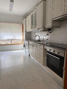 Arrendamento de apartamento T2 na Santa Maria Maior