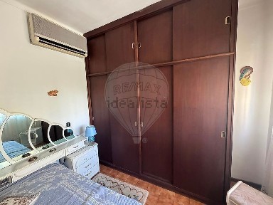 Arrendamento de apartamento T3 na Rua Doutor João Camoesas