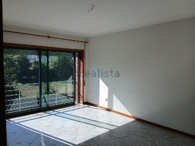 Arrendamento de apartamento T1 na Avenida Alfredo Barros