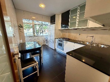 Arrendamento de apartamento T3 em São Victor