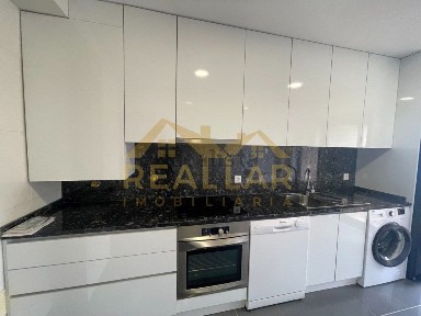 Arrendamento de apartamento T2 em Nogueiró e Tenões