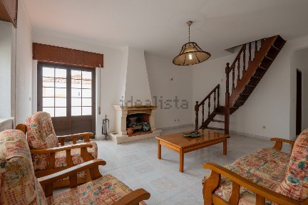 Duplex à venda na Rua do Montinho, 2