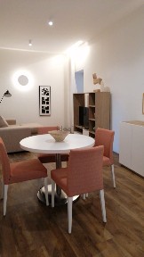 Arrendamento de apartamento T1 na Rua das Hortas, 13