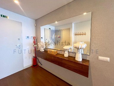 Arrendamento de apartamento T3 na Estrada Monumental