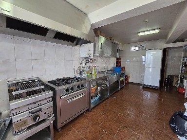 Negócio à venda na Rua Dom Afonso Henriques, 25