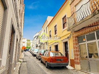 Apartamento T1 à venda na Rua da Misericórdia, 14