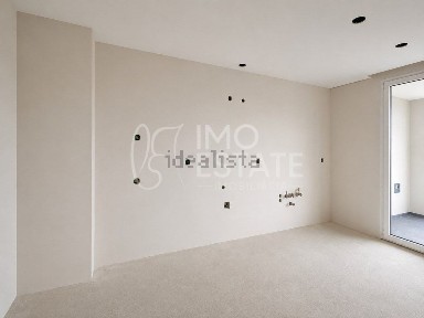 Apartamento T2 à venda no Alto de S. João - Portela - Pinhal de Marrocos