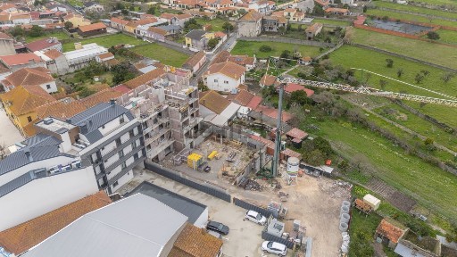 Mira, Largo 5 de Outubro, 58