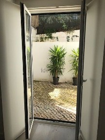 Arrendamento de apartamento T2 na Santos-o-Velho - Madragoa