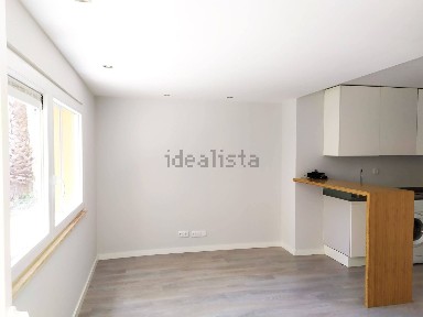 Arrendamento de apartamento T1 na Avenida Rio Dão, 5