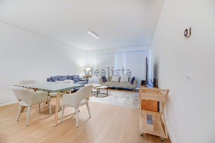Arrendamento de apartamento T2 na Rua Rodrigo da Fonseca