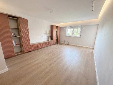 Arrendamento de apartamento T3 em Caxias