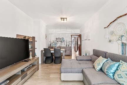 Arrendamento de apartamento T3 na Praceta Irene Lisboa