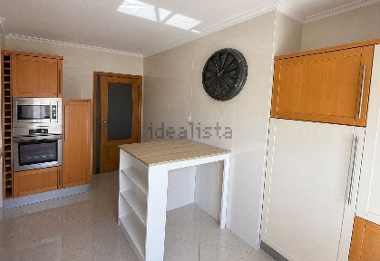 Arrendamento de apartamento T2 na Ribeirada