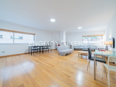 Arrendamento de apartamento T4 na Expo Central