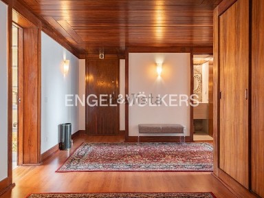 Arrendamento de apartamento T4 no Centro