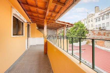 Arrendamento de apartamento T1 na Rua Maestro António Taborda