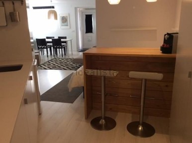Arrendamento de apartamento T0 na Praça da Alegria