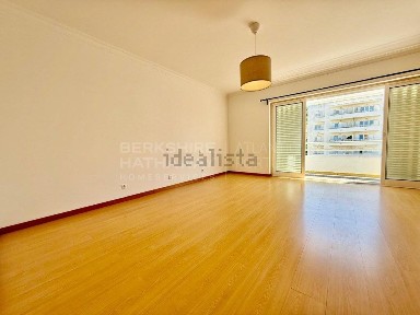 Arrendamento de apartamento T0 na Rua Dom Bosco