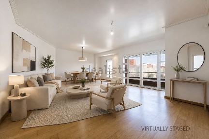 Arrendamento de apartamento T4 na Rua Pedro Monjardino