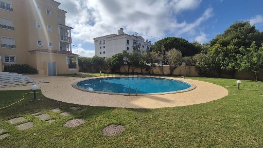 Arrendamento de apartamento T2 na Amoreira
