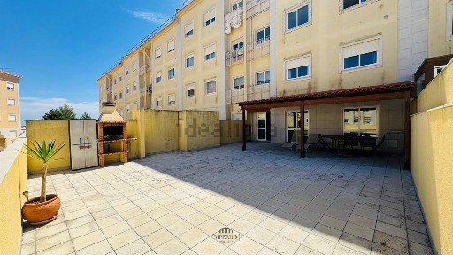 Arrendamento de apartamento T2 em Quinta de São Clemente B7