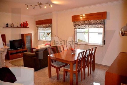Arrendamento de apartamento T2 na Algueirão